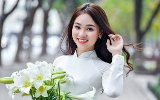 Bài thơ hay về hoa loa kèn tháng tư