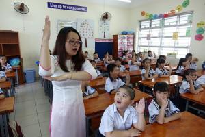 Biện pháp gây hứng thú cho học sinh theo từng môn để không nói chuyện riêng trong giờ học