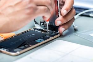 Địa chỉ sửa chữa điện thoại uy tín nhất tỉnh Trà Vinh