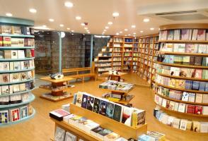 Nhà sách lớn nhất Kiên Giang