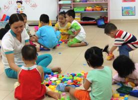 Trò chơi nhỏ tạo hứng thú, ổn định lớp học cho bé tuổi nhà trẻ hay nhất